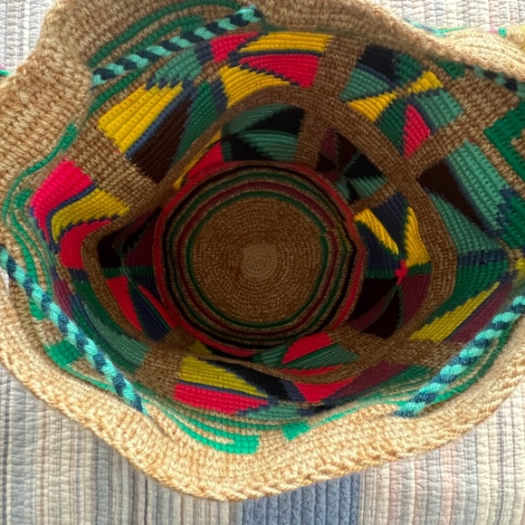 Hand Woven Bucket Bag - Never used! - Picture 4 of 4